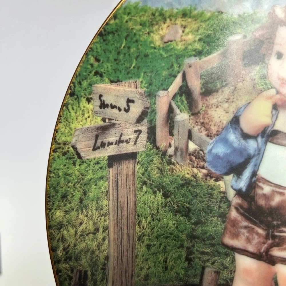 M.I. Hummel Country Crossroads Danbury Mint Plate‎ Little Companions